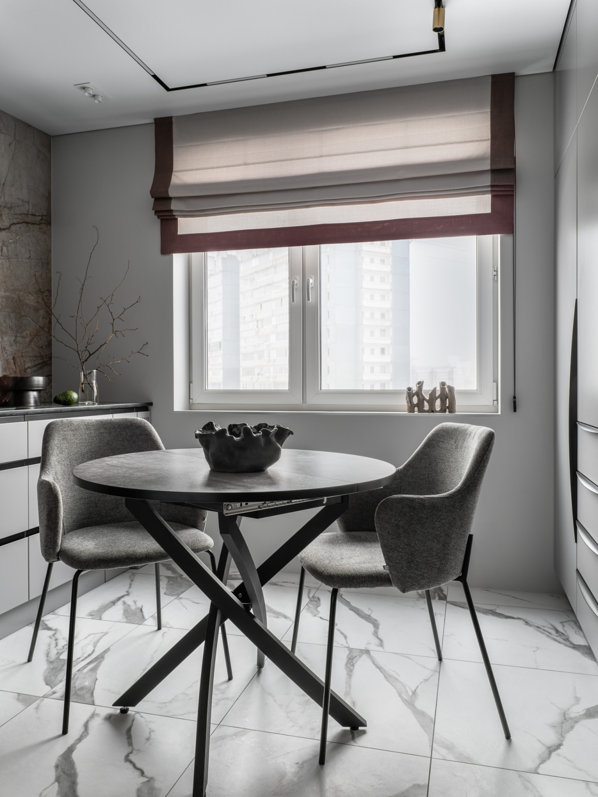 Интерьер типовой трехкомнатной квартиры в доме серии П-3