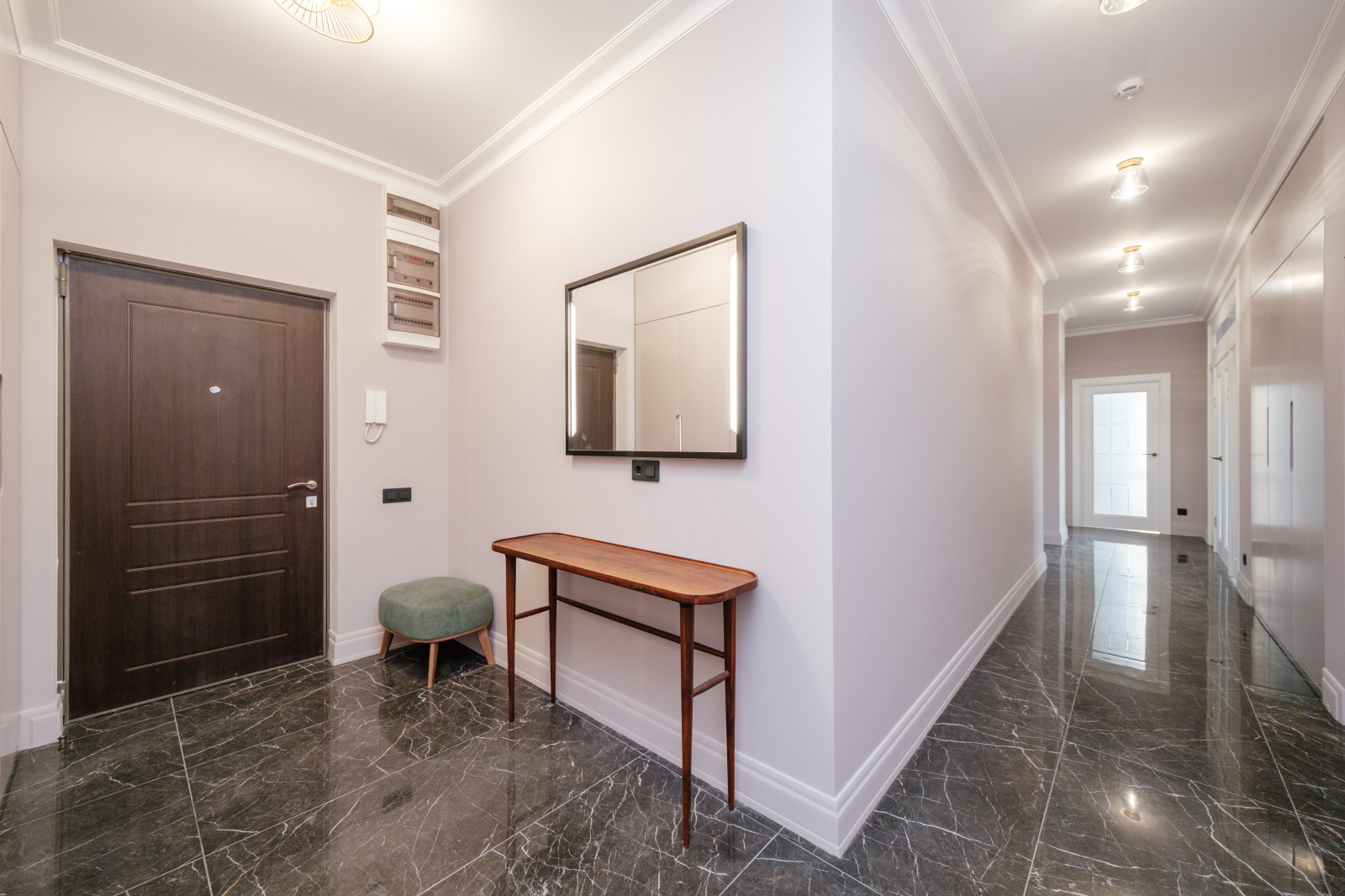 Трехкомнатная квартира в ЖК Аватар