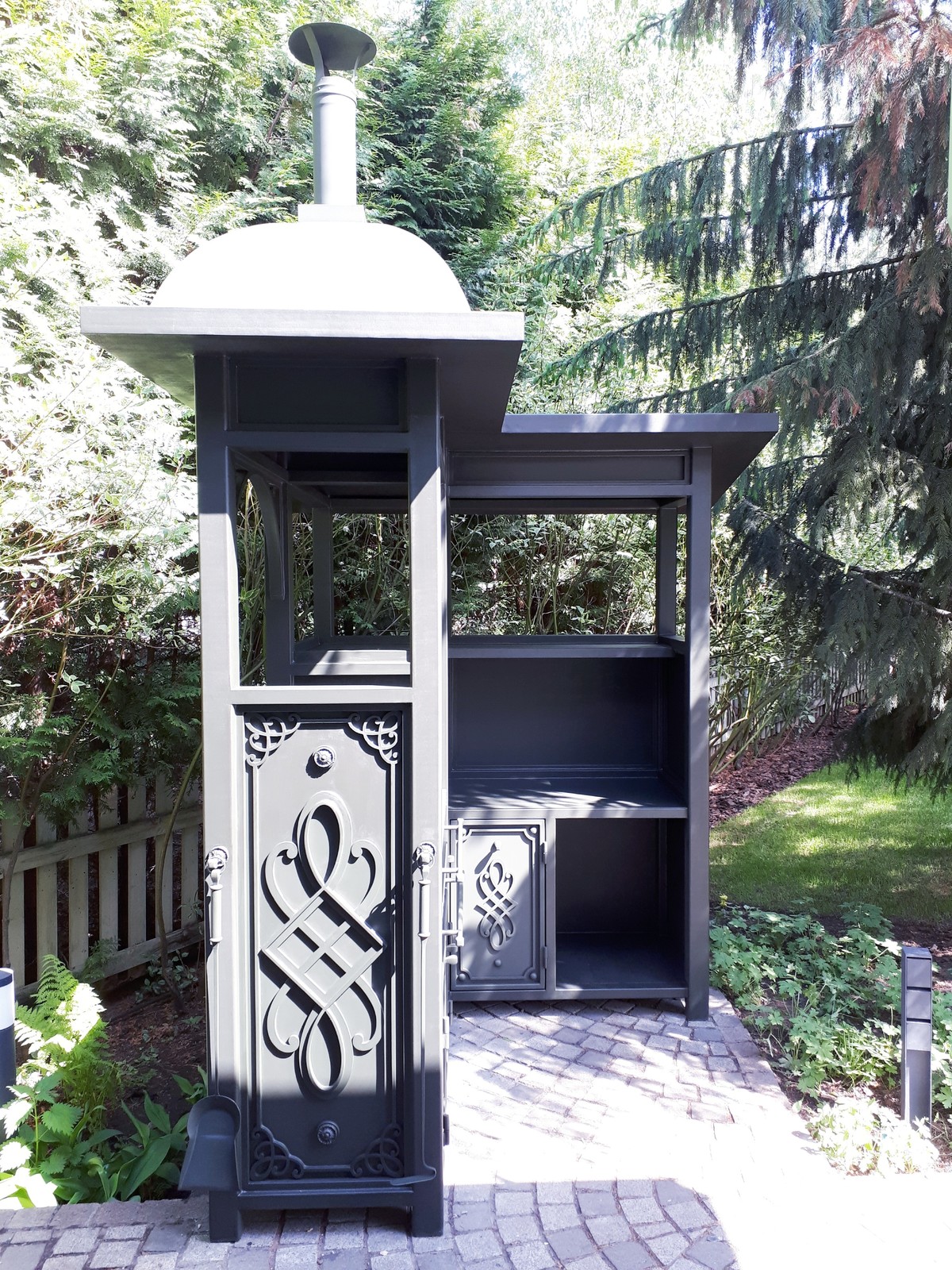 Павильон-Беседка и обустройство зоны барбекю "Резиденция Бенелюкс"