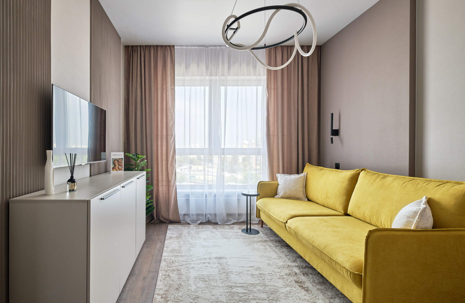 Обложка проекта: Интерьерная съёмка квартиры в ЖК Green Park (Москва)