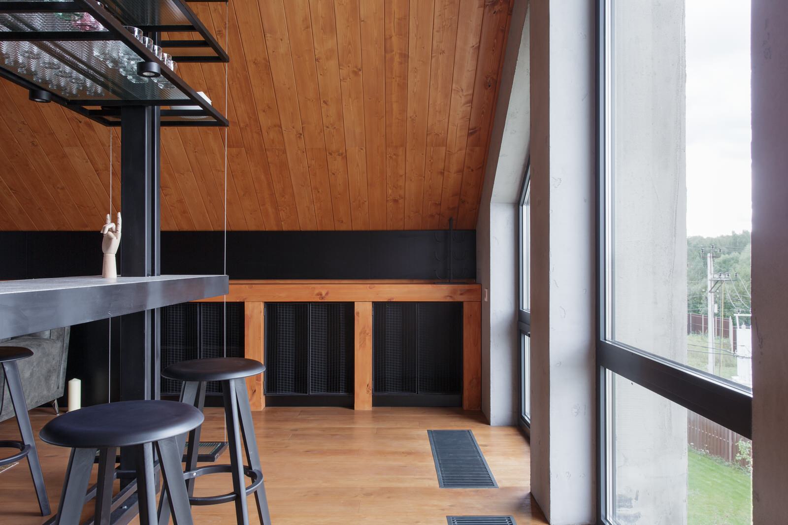 Мансарда с сетчатым баром для ТВ-программы "Дачный ответ"