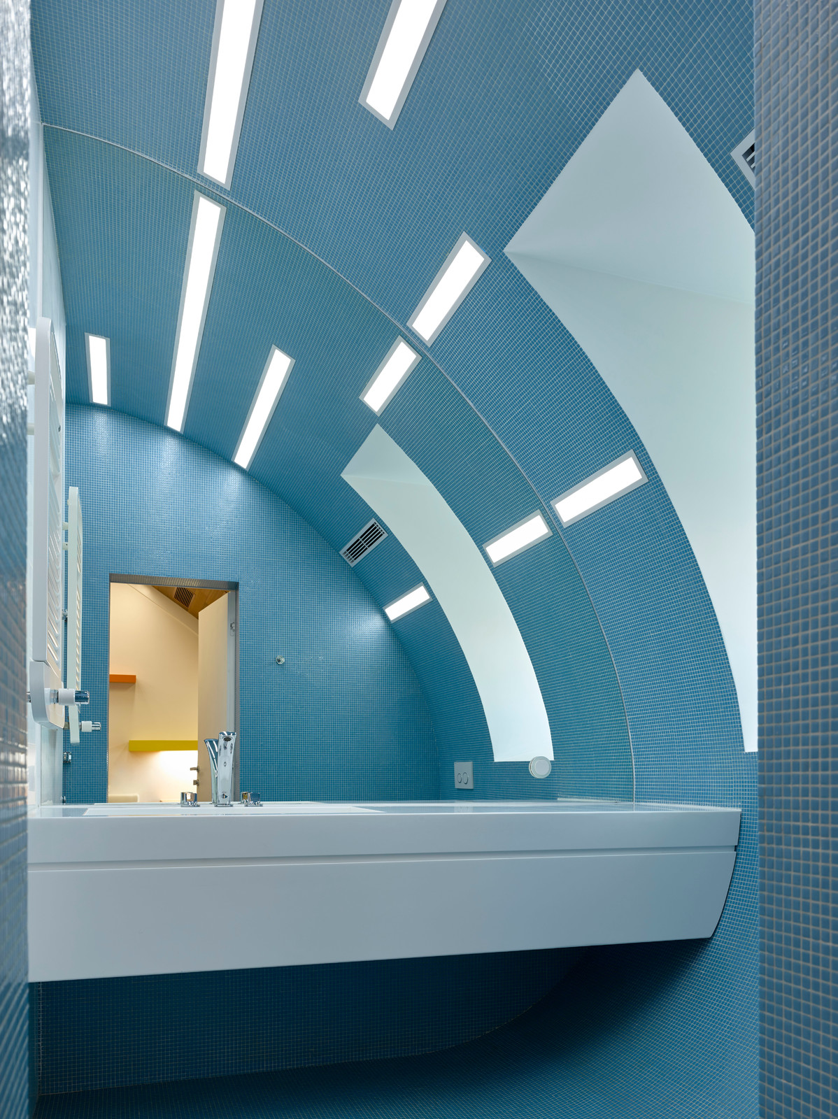 Фотоохота: Яркий санузел — 22 проекта