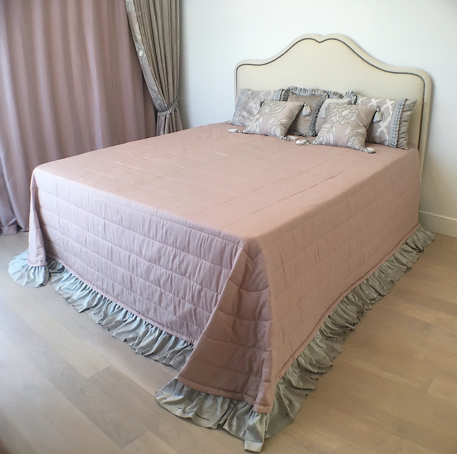 Обложка проекта: Текстильное оформление дома в КП Пестово