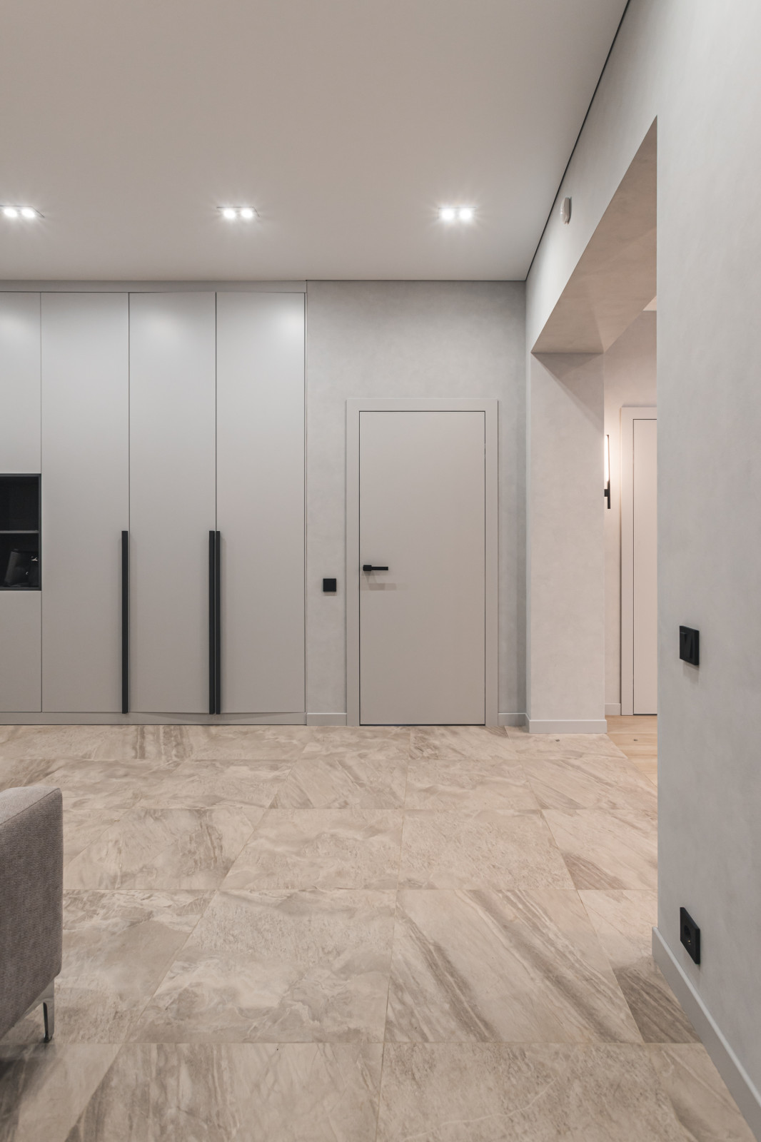 Реализованный интерьер частного дома площадью 300 кв.м.