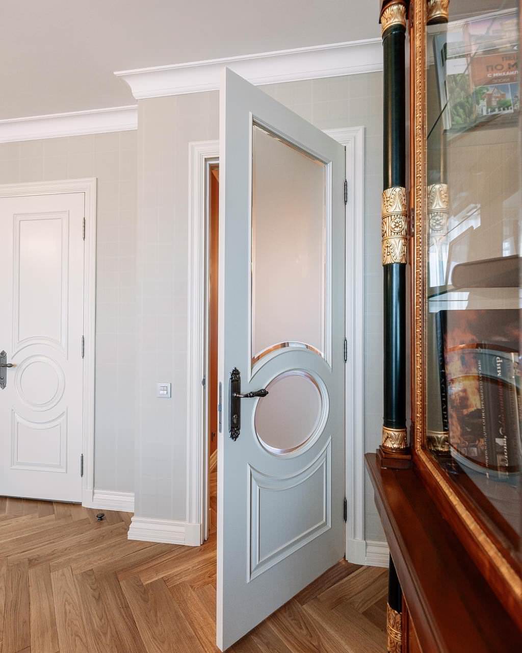 Обложка проекта: Двери