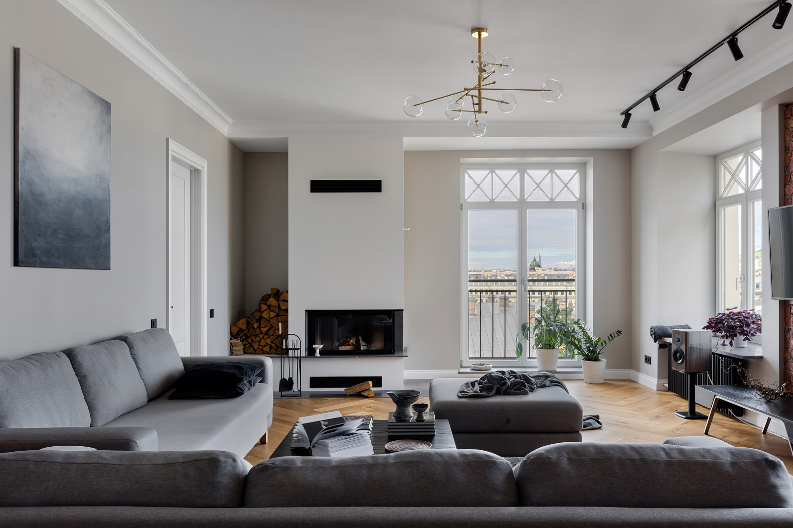 Обложка проекта: Window and fire на Рубинштейна