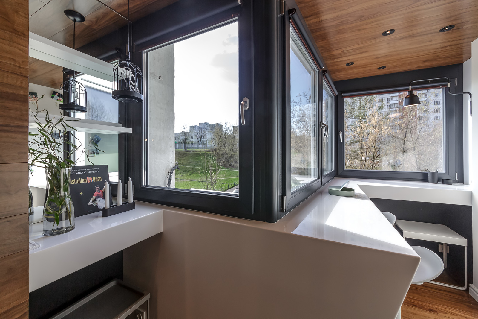 Объясняем: Зачем здесь зеркало