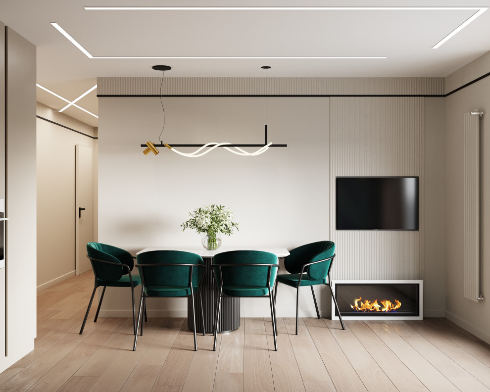 Яркая история