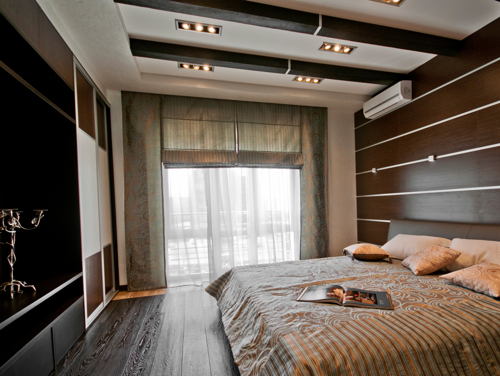 Вспышки красного