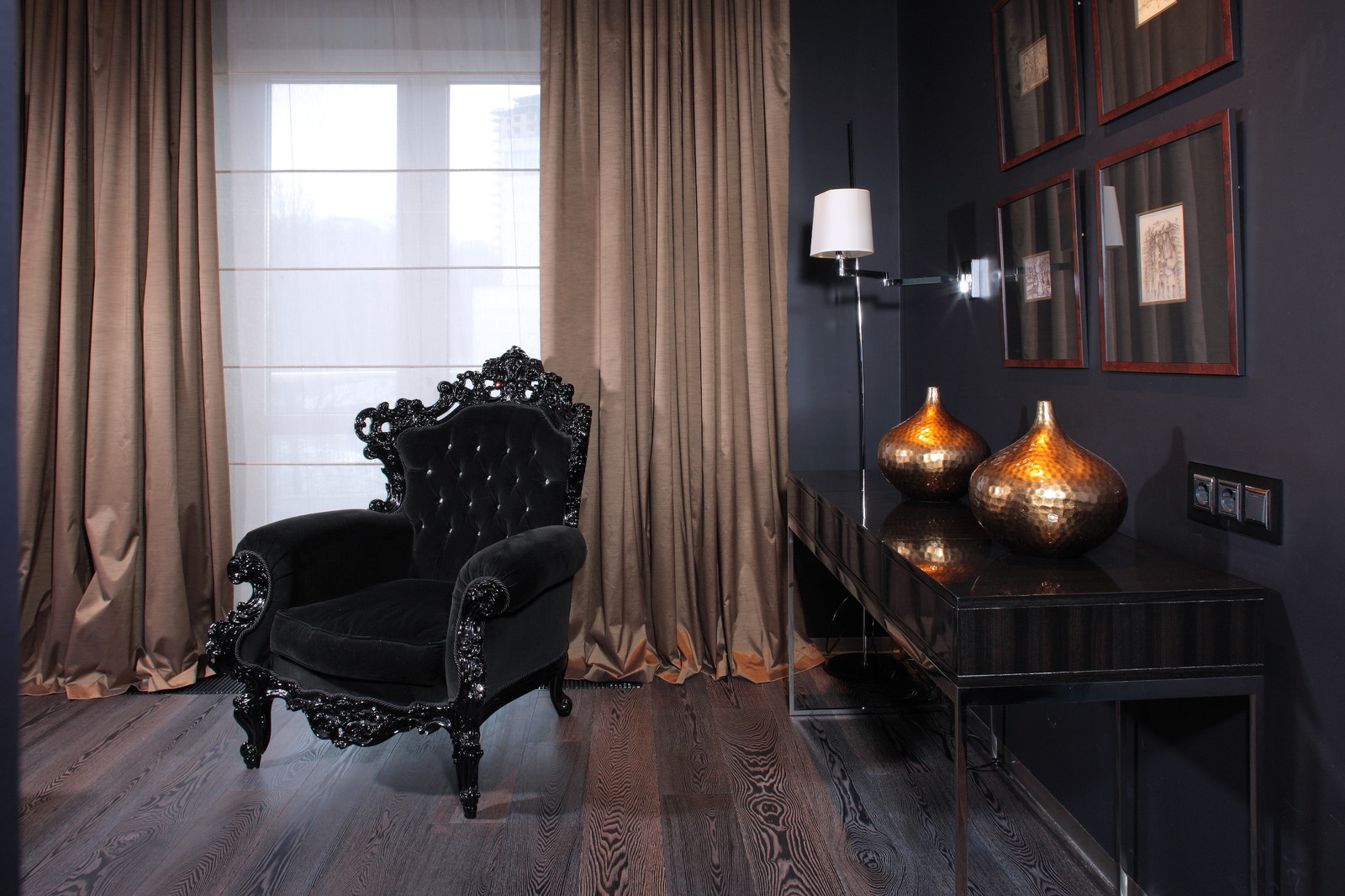 Классика в темных тонах