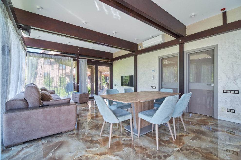 дом фахверк с бассейном