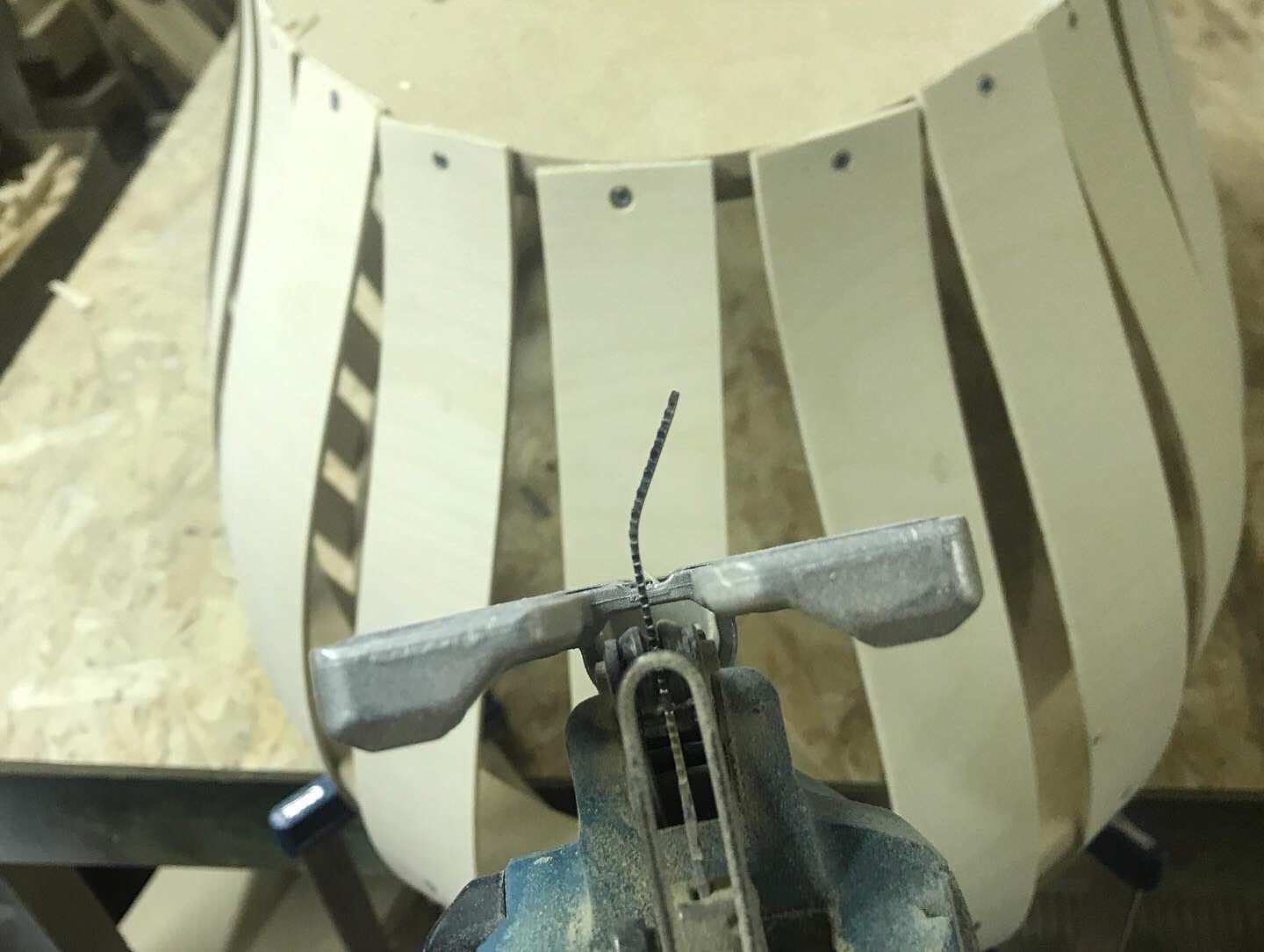 Обложка проекта: Выставочный стенд для сумок в магазин