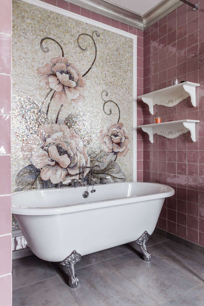 Дом с круглым окном