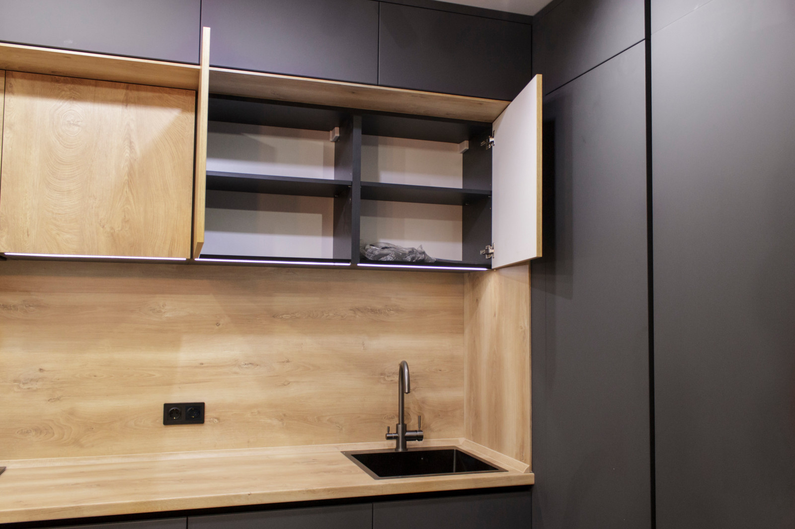 Угловая кухня