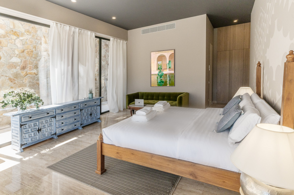 ИСПАНСКАЯ РИВЬЕРА. ДОМ НА СКЛОНЕ.