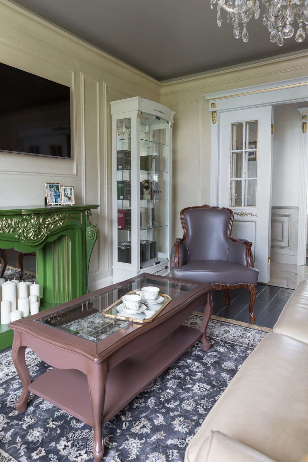 Обложка альбома: Интерьер: Гостиная