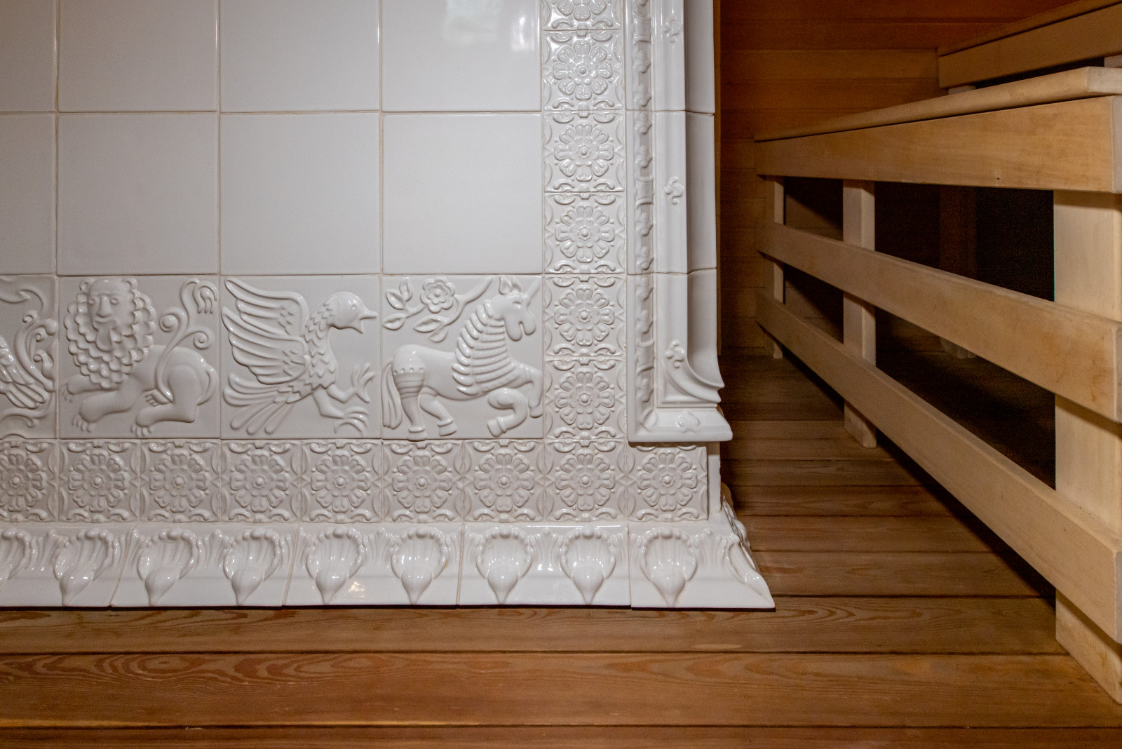 Обложка проекта: Облицовка банной печи, изразцы из коллекции "Русская этника"