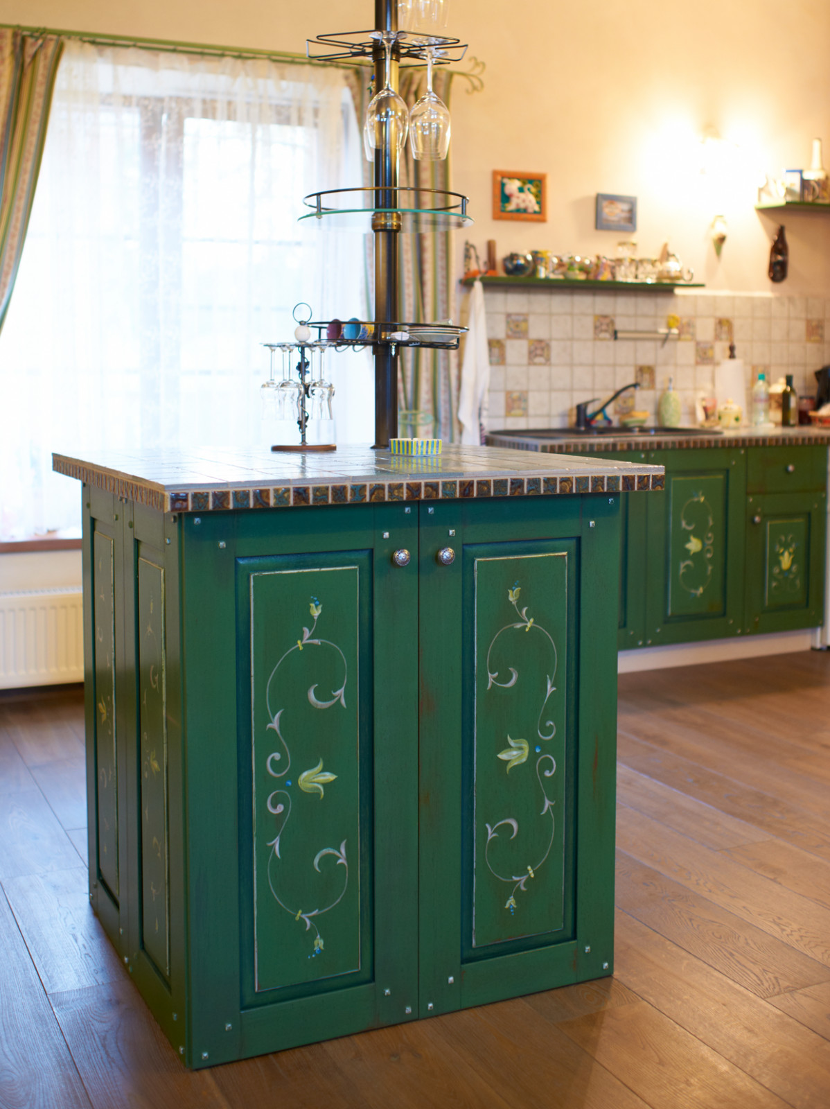 Обложка проекта: Роспись, мебельные фасады