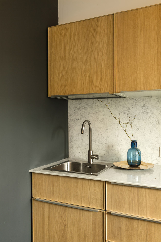 Студия в спальном районе Санкт-Петербурга