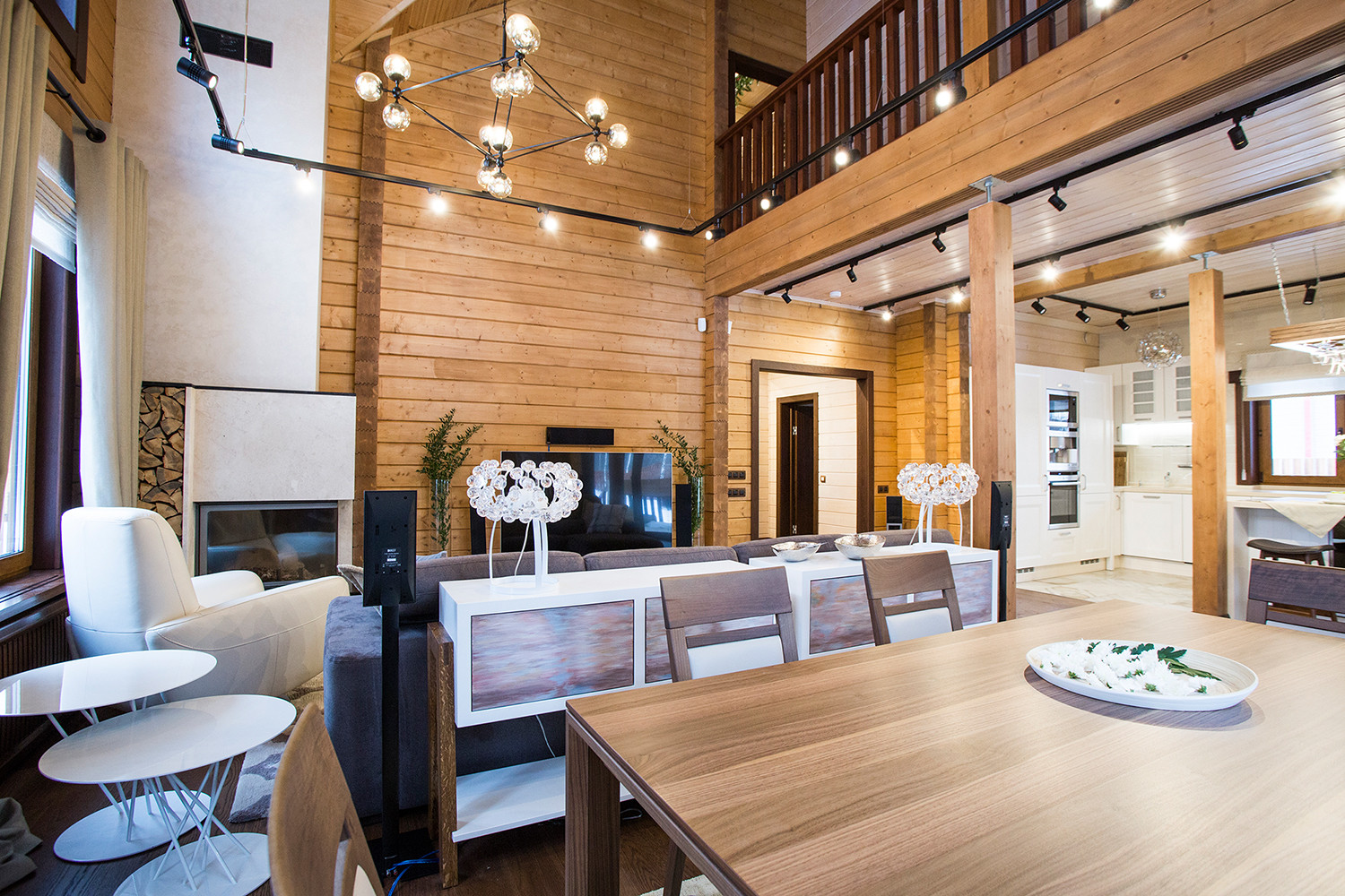 Царица Лесных Озер