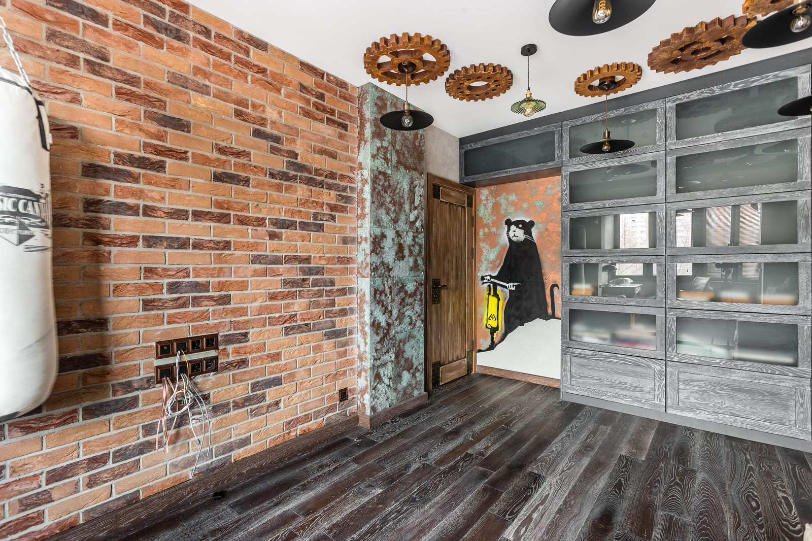 Первая остановка "Полярная станция"