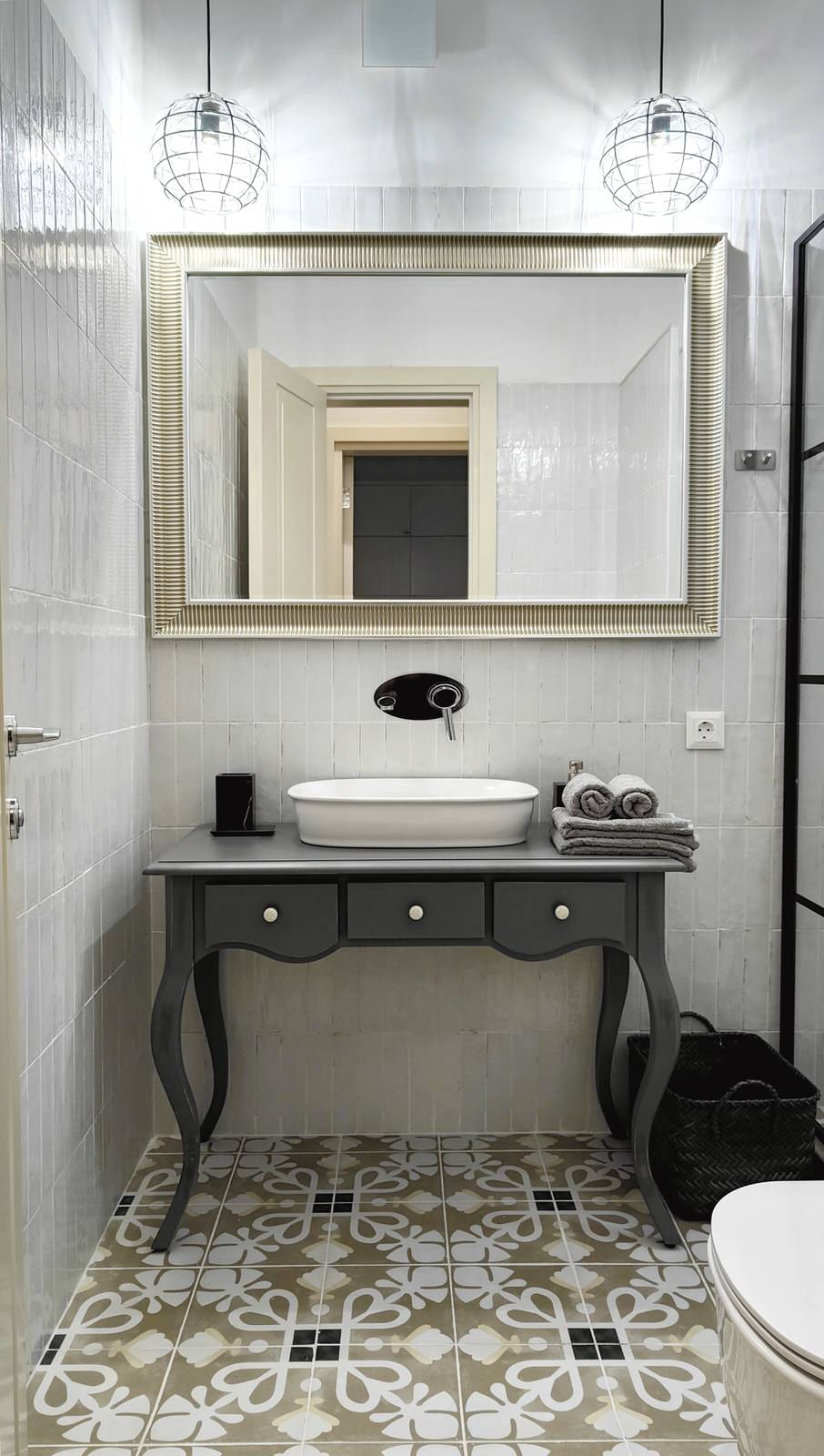 Kairis. Асеновец