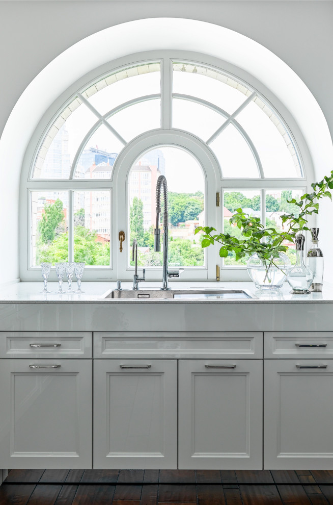 Двухуровневая квартира с мансардой во французском стиле