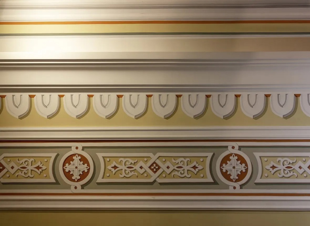 Обложка проекта: Роспись фриза под куполом церкви