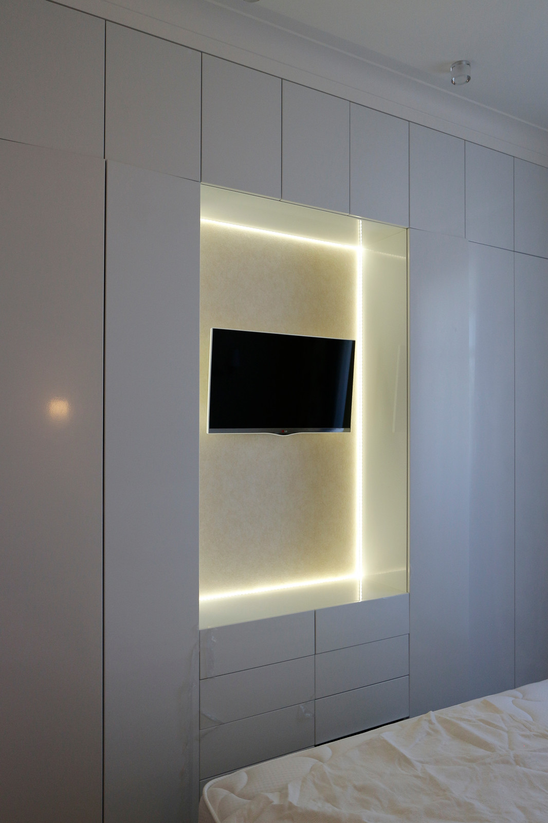 Интерьер трехкомнатной квартиры