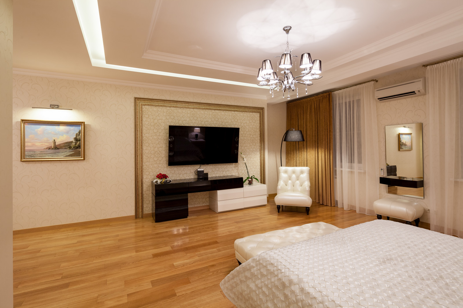 Шестикомнатная квартира в Нижнем Новгороде, 270 кв.м.