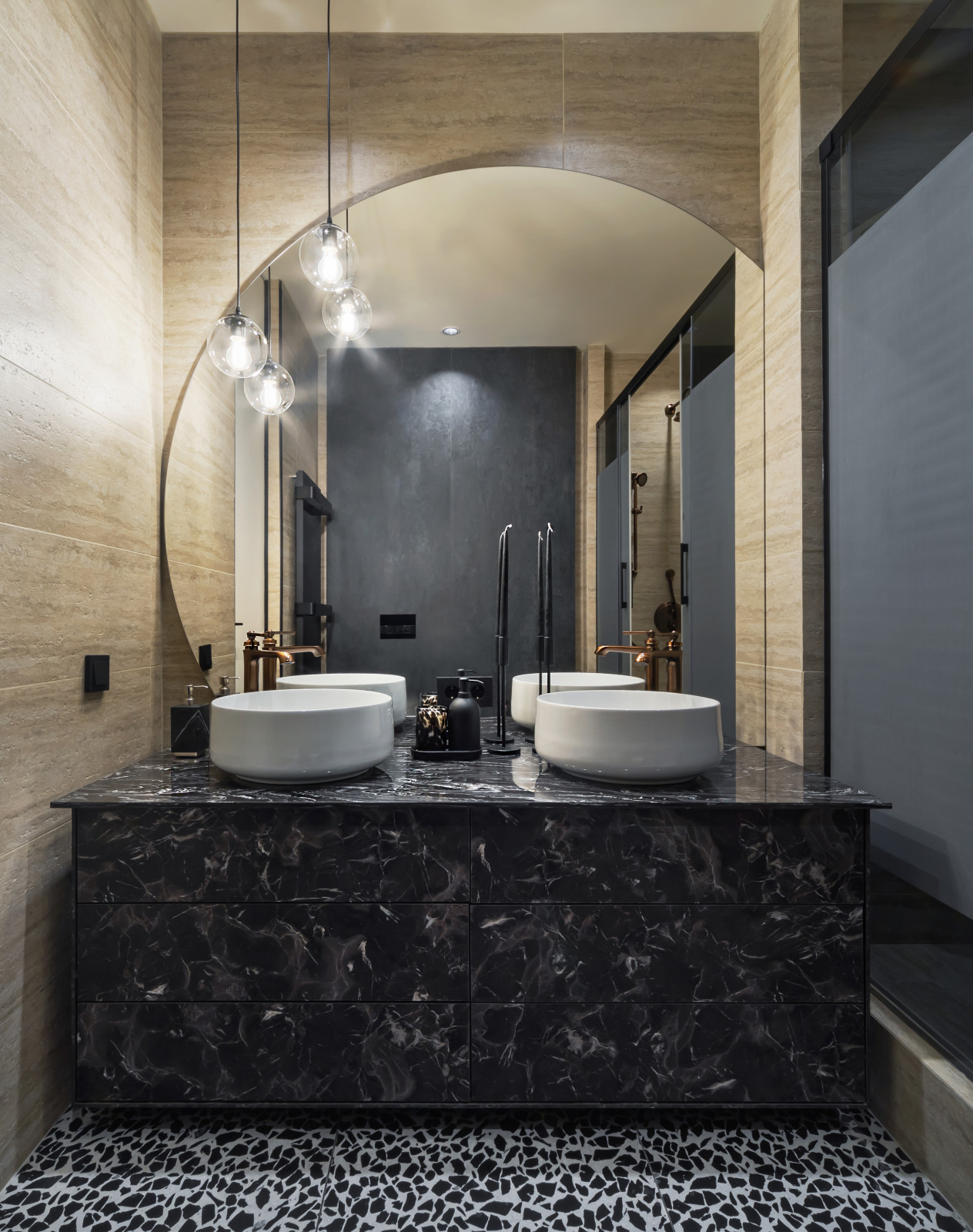 Houzz тур: Квартира с окнами в парк и индустриальной эстетикой