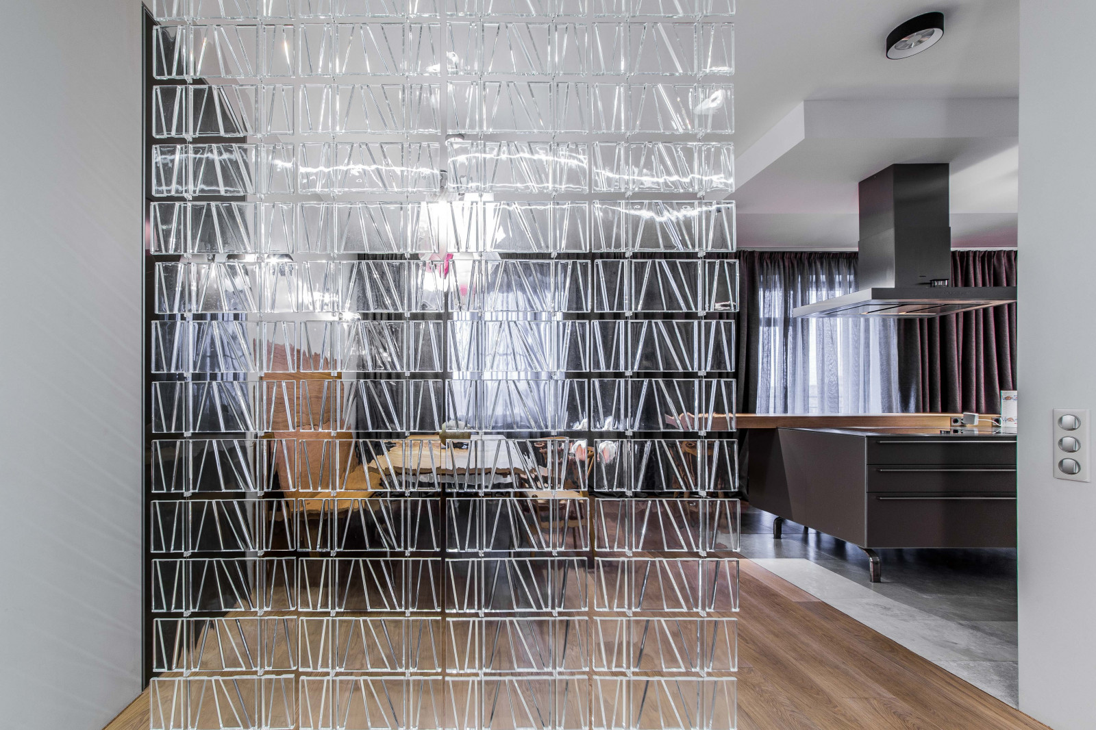 ОФИЦЕРСКИЙ