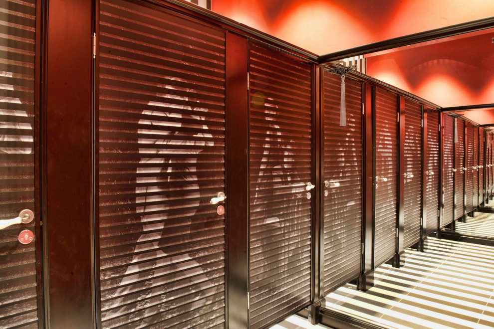 Ночной клуб BLONDES&BRUNETTES в Минске