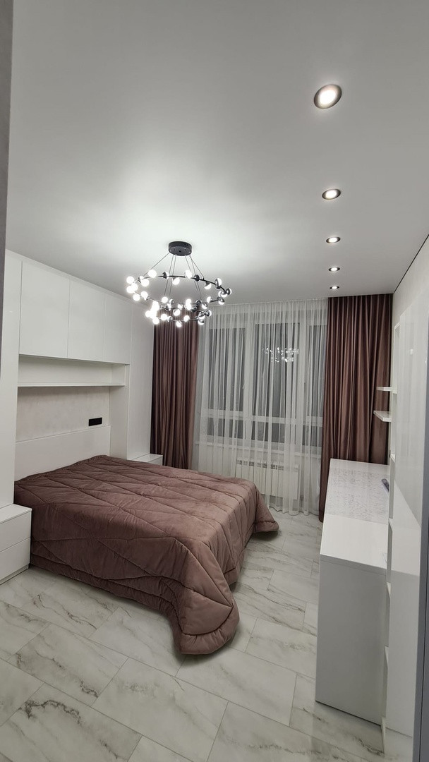 Теневые потолки в ЖК Романтика