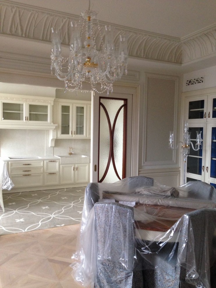 Обложка проекта: большая квартира для большой семьи на берегу моря