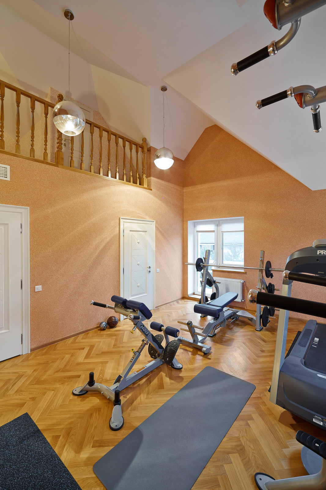 Интерьеры с отделкой жидкими обоями