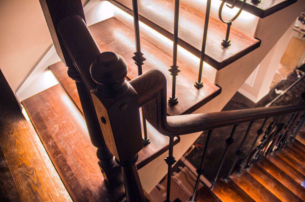 Обложка проекта: Ковка, дерево, подстветка