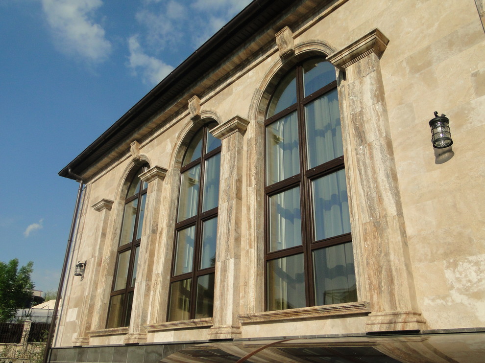 Реконструкция частного дома с увеличением площади в Подмосковье.