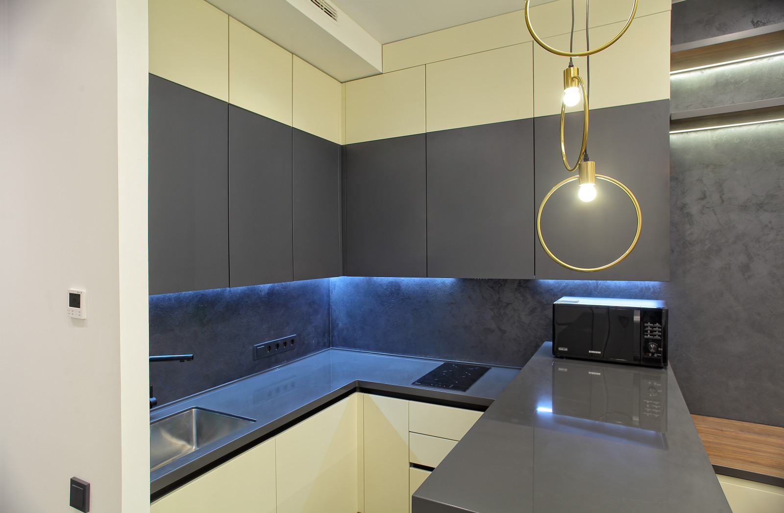 Ремонт студии в ЖК "Loft na Srednem"