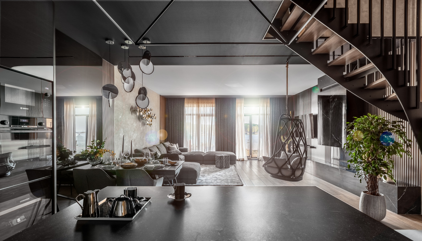 На берегу большой реки