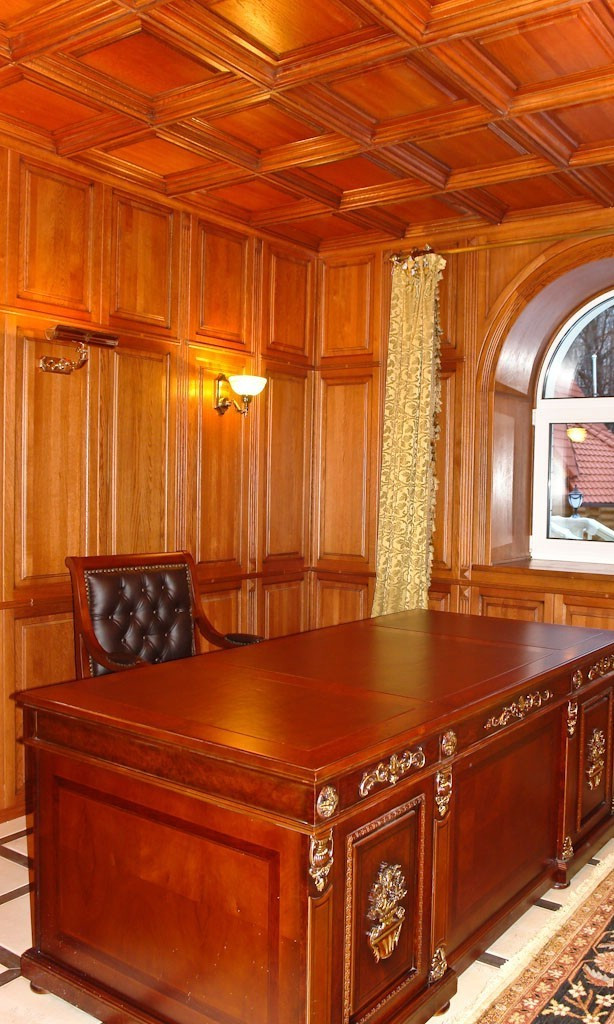 Производство из ценных пород древесины