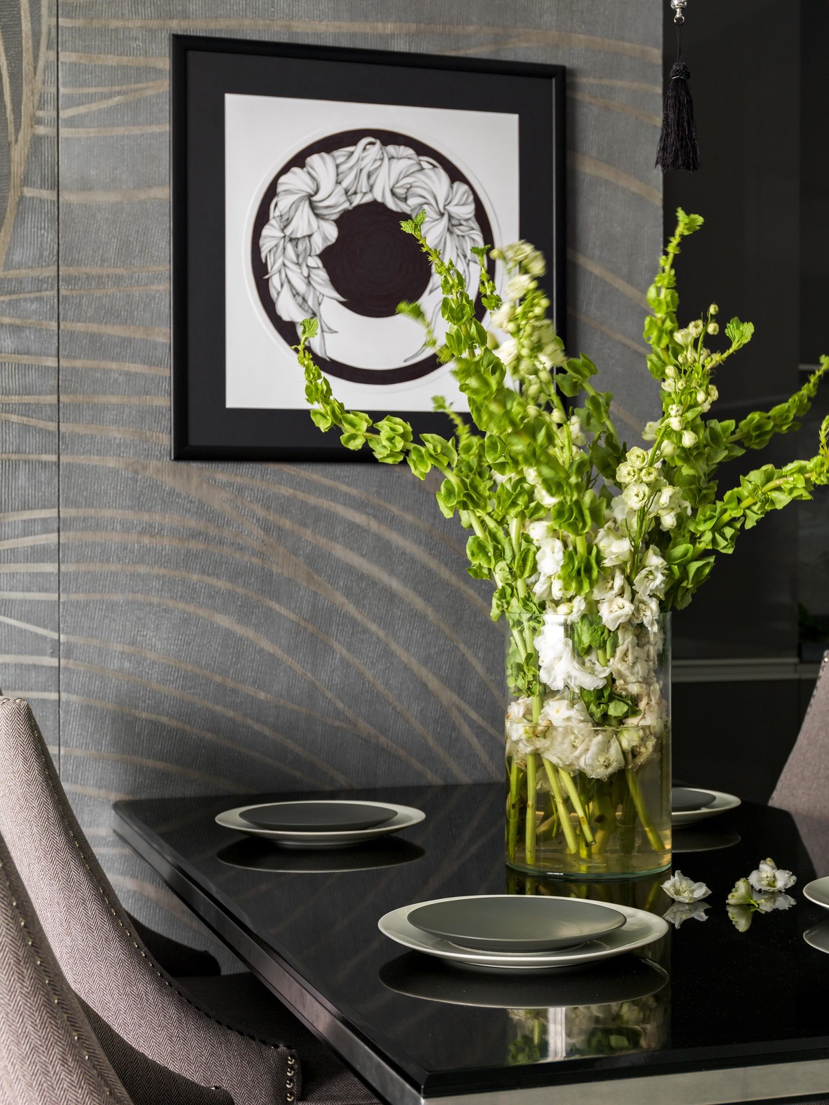 Оттенки Серого