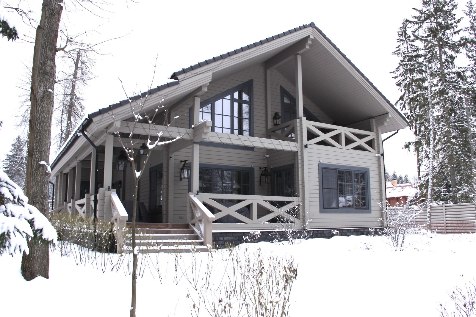 Дом из клееного бруса "Бекаль" зимняя сказка