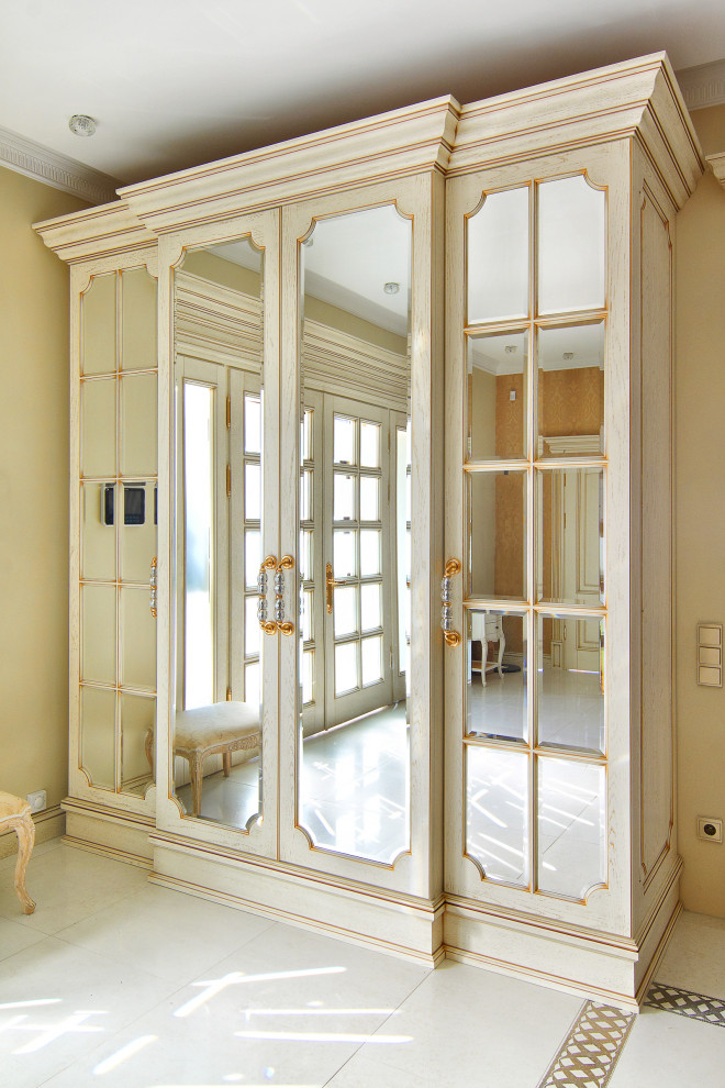 Элитные столярные изделия из дуба для дома в классическом стиле