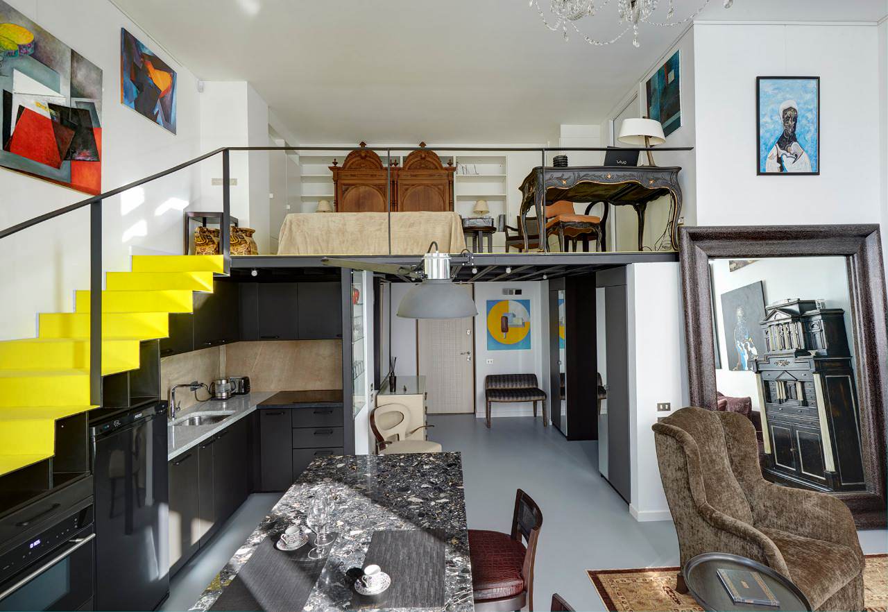 СТУДИЯ С АНТРЕСОЛЬЮ В МОСКВЕ