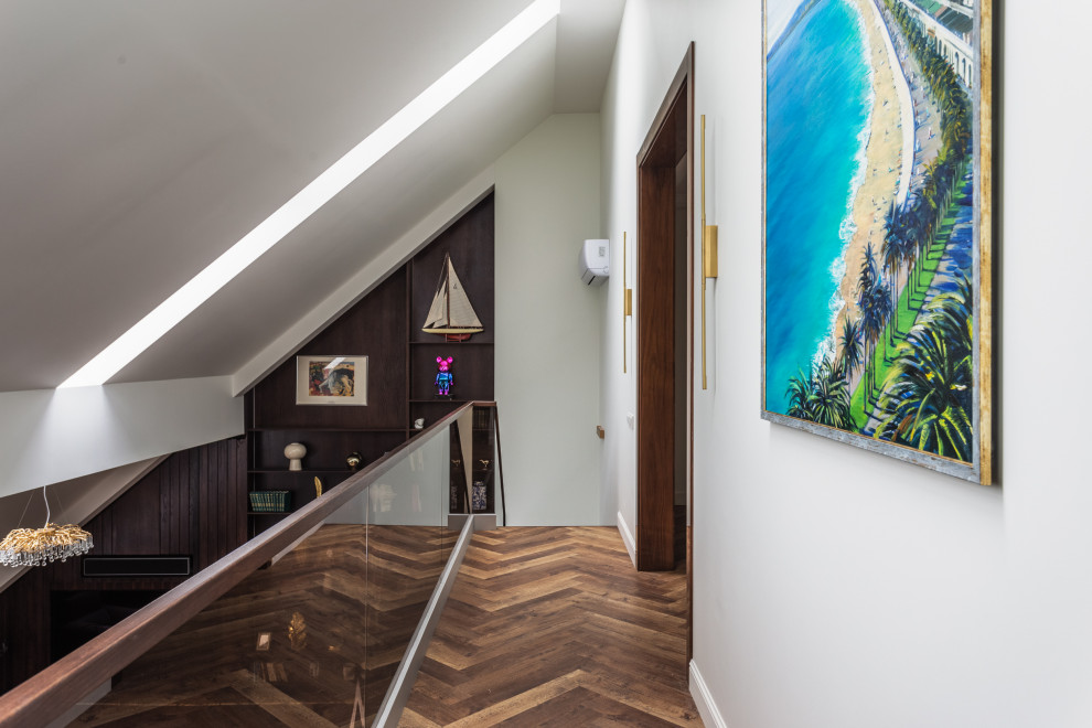 Двухуровневая современная квартира