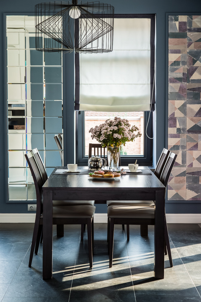 Дом в спальном районе