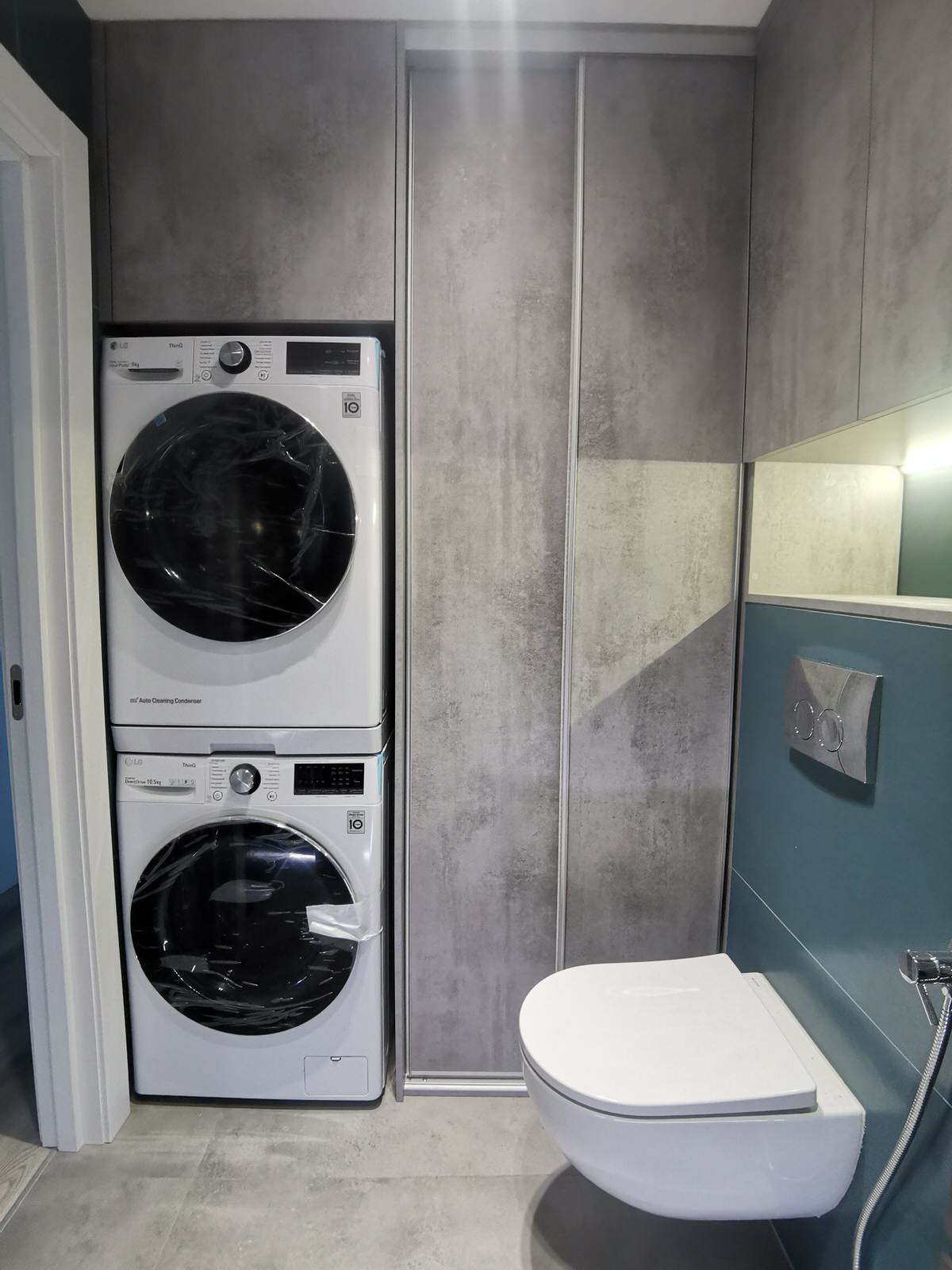 Реализация ванной комнаты с применением керамогранита ITALON