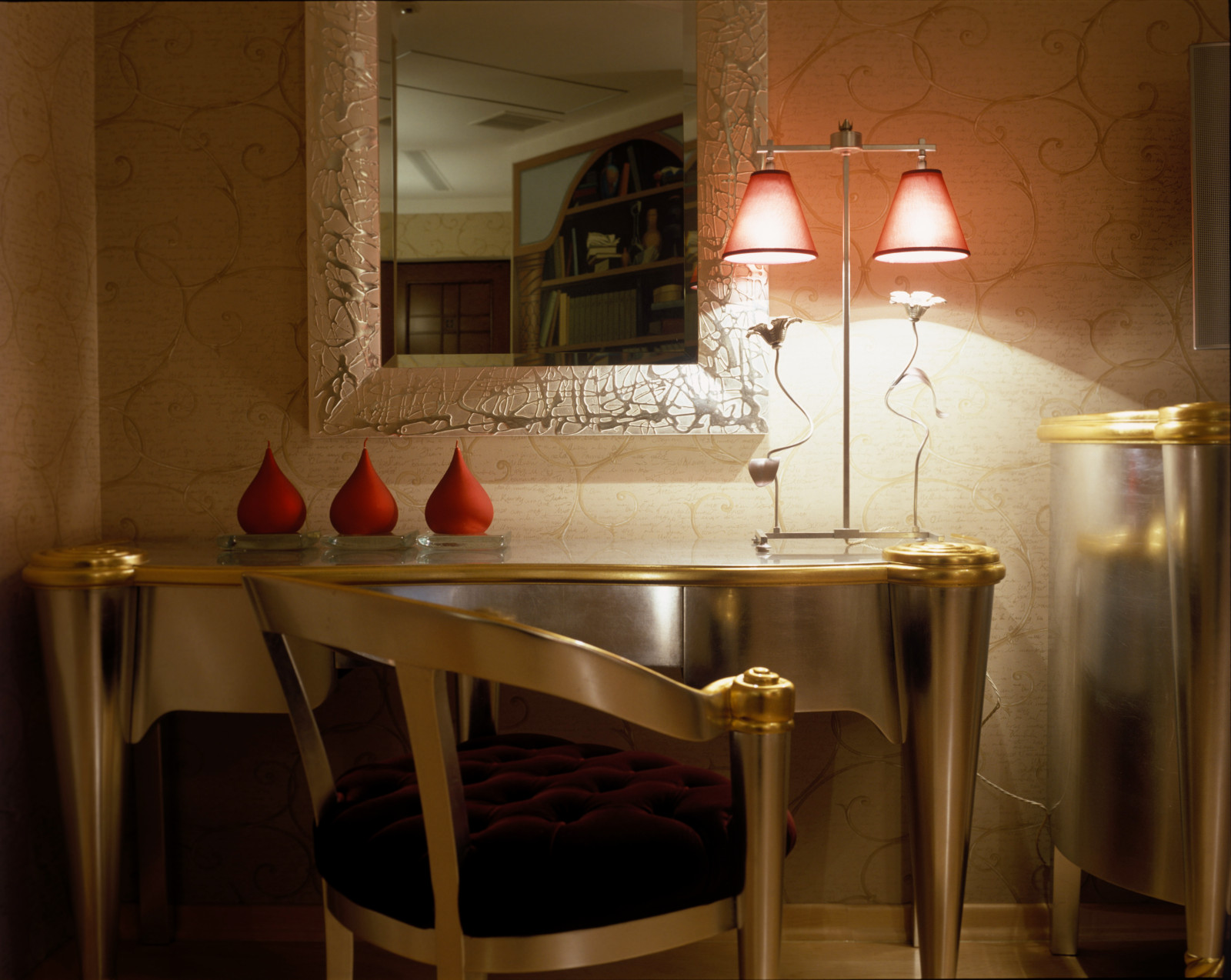 Грохольский пер.