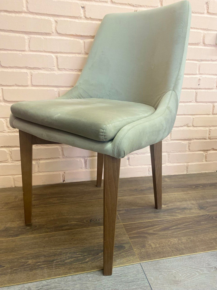 Обложка проекта: Стулья